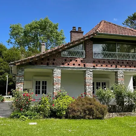 Les Bruyeres, Maison Proche Holiday home